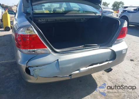 2005 Toyota Camry Le из США, поврежденный, VIN 4T1BE30K65U592500